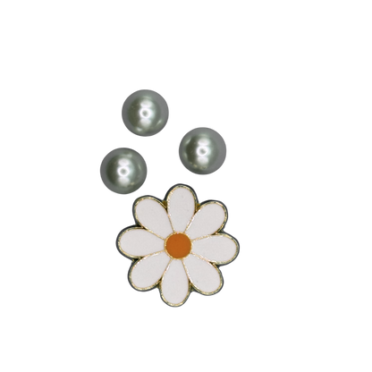Lola's Pearls